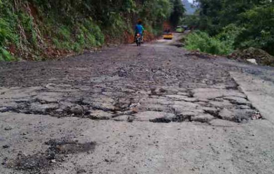 Jalan Dibuat Asal Jadi, Gerak Aceh Barat lapor Ke Polres