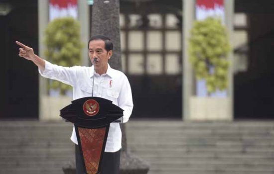 Elektabilitas Jokowi Turun di Sumatera Barat dan Jawa Barat