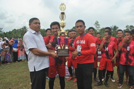 Gelora FC Keluar Sebagai Juara Di Turnamen Bola Kaki Sakra Cup