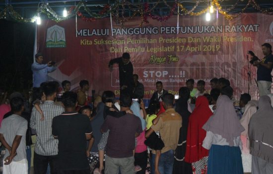 Melalui Pentas Rakyat, Kominfo Aceh Sosialisasi Pemilu 2019
