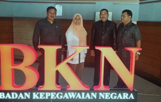 BKPSDM  Nagan Berhak Menerima Berkas Alumni Akafarma