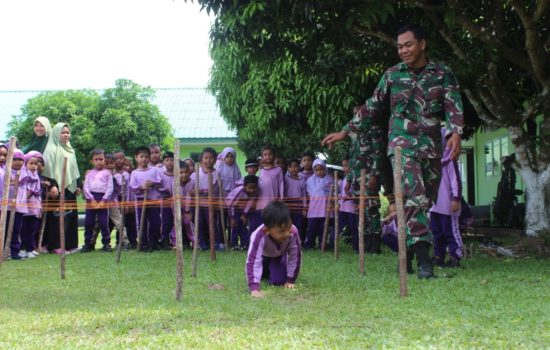 Keceriaan Anak-anak TK Ar-Rahman OutBound Di Kodim Nagan Raya