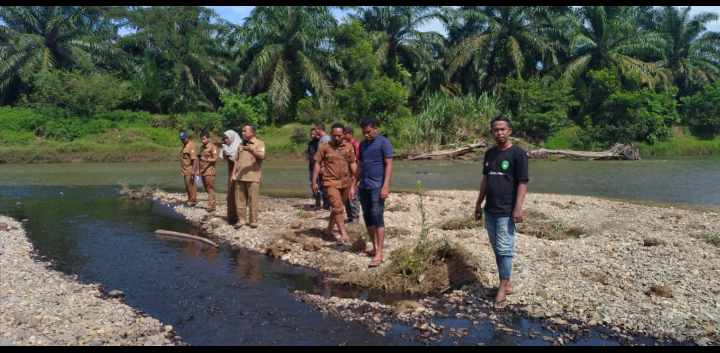 Masyarakat Nagan Raya Dihebohkan Penampakan Air Sungai Berwarna hitam