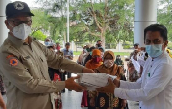 Pemprov Aceh Bantu Masker Untuk Siswa (I) Nagan Raya