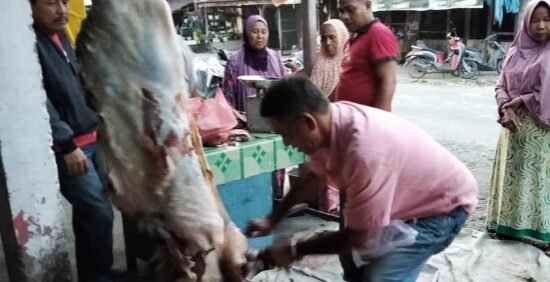 Harga Daging Meugang Di Nagan Berkisar 170.000 Hingga 180.000 Per Kilo