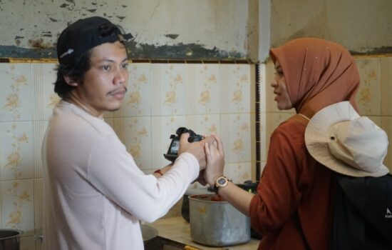 Sejumlah Pemuda (i), Aceh Prokdusi Film docudrama