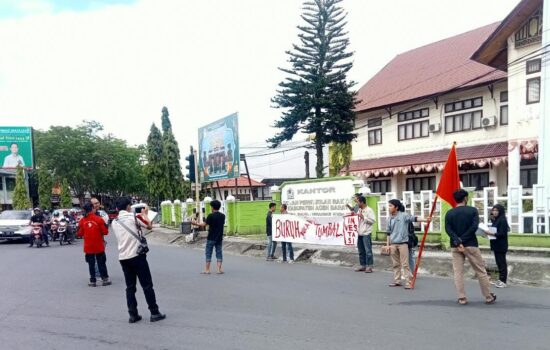 KPW SMUR Aceh Barat Peringati May Day
