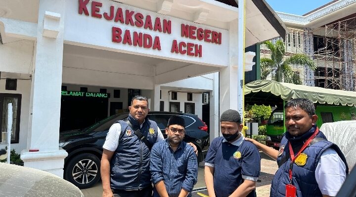 Ditreskrimsus Polda Aceh Limpahkan Dua Tersangka Kasus Korupsi Beasiswa